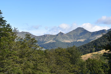 Cantal, monts