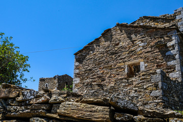 Fototapeta na wymiar old ruins of mountanistika town