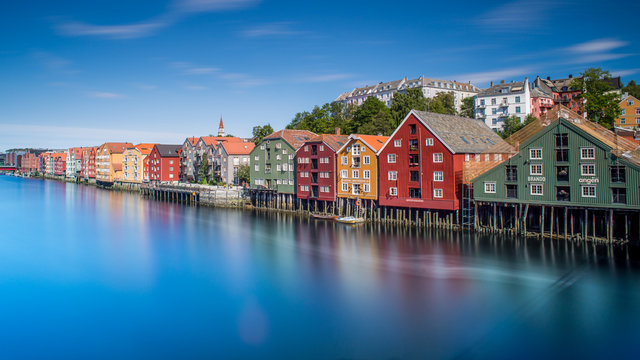 Long exposure photo of the docks over Nidelva in Trondheim, Norway