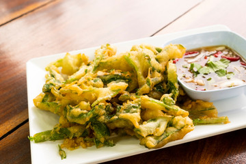 Deep fried vegetables with sour spicy sauce