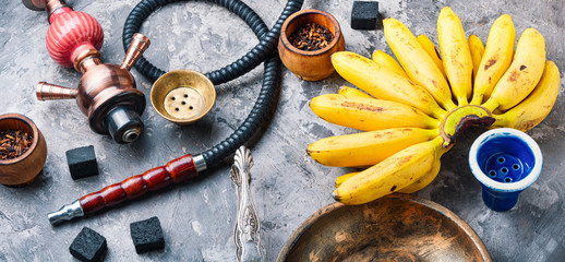 Hookah with banana flavor