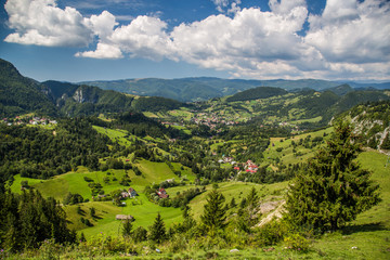 Fototapeta na wymiar Transfagarasan road views in Eastern Europe Romania