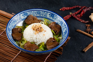 chinese stir fry beef leek rice