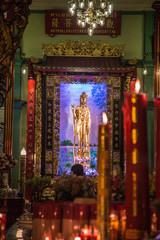 Fototapeta na wymiar Chinese temple night views in Chinatown, Bangkok, Thailand