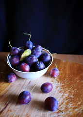 Fresh plums. Autumn harvest.