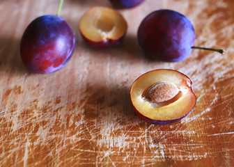 Fresh plums. Autumn harvest.