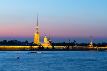 Peter und Paul Festung an der Newa zu den weißen Nächten, Sankt Petersburg, Russland