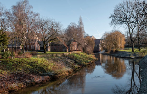 Vreden Bilder Durchsuchen 580 Archivfotos, und Videos