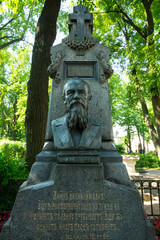 Fototapeta na wymiar Tichwiner Friedhof, Friedhof der Künstler Sankt Petersburg, Russland