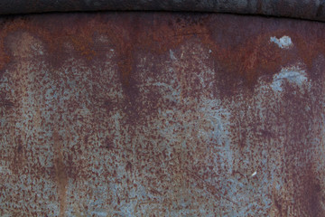 rusty tin