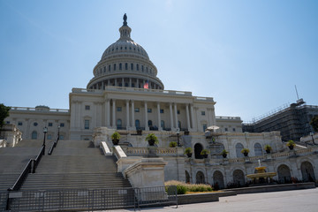 Fototapeta premium The US Capitol Building in Washington DC in the United States of America on a sunny day