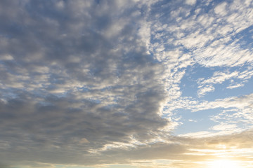 Obraz premium landscape view of sunset idyllic sky with cloud.