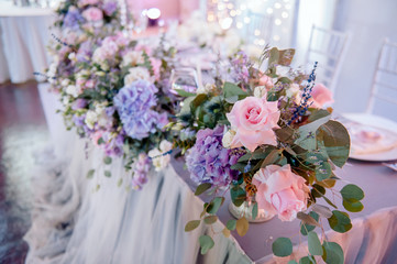 table setting, festive round tables ready for guests.