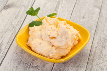 Curd with dry apricot
