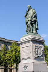 Fototapeta na wymiar Statue of Willem den Eerste (William the First) of Orange. father of the Netherlands, erected in 1848.