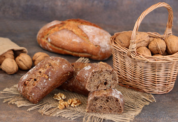 Wallnussbrot