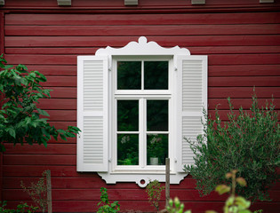 Fenster im Kräutergarten