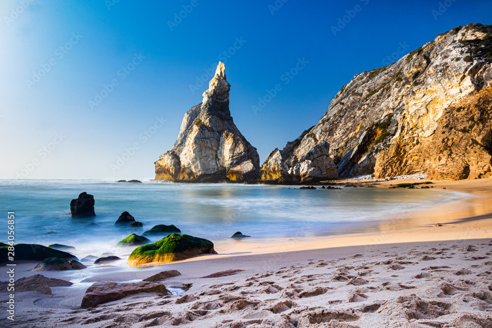 Wall mural rock and sea