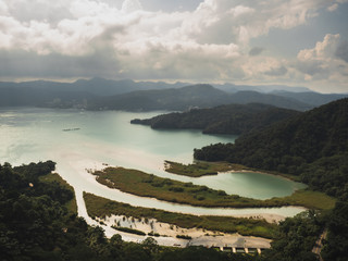 sun moon lake