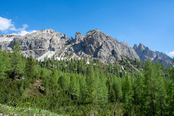 Dolomiten mit 3 Zinnen und Misurina see in Süd Tirol italien