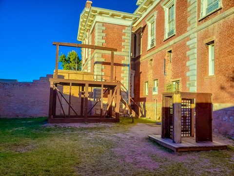 Tombstone Courthouse State Park - The Gallows
