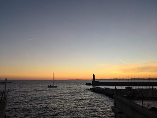 Fototapeta na wymiar sailing sunset nice france