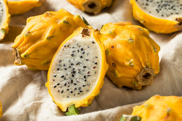 Raw Organic Yellow Dragonfruit