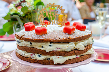 Naked weddingcake