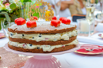 Naked weddingcake