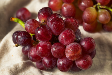 Raw Red Organic Grapes