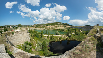 Fototapeta na wymiar Crimea, Inkerman, Sevastopol, Kalamita fortress cave city
