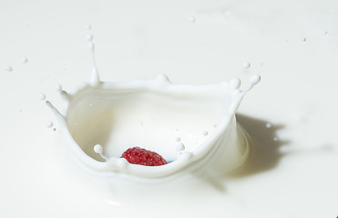 red strawberry splash