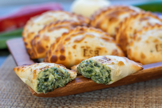 empanada de verdura acelga espinaca comida argentina cultura arte argentino chef goumet comida de campo