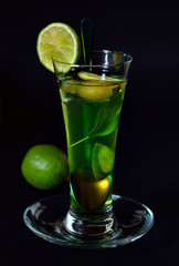 Fototapeta premium cocktail with lime and mint