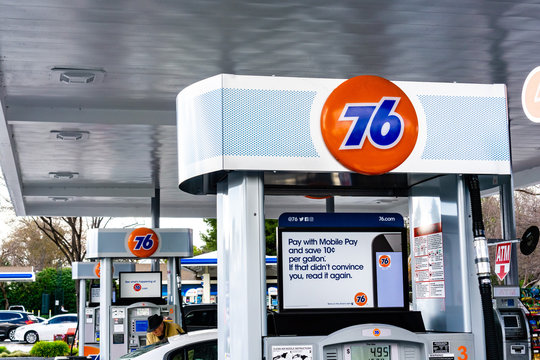 February 16, 2019 Mountain View / CA / USA - 76 gas station in south San Francisco bay area