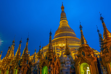 Famous place in Myanmar (Shwedagon Pagoda)