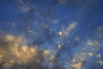 夕暮れ　空　雲　素材