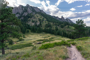 Hiking trails in the flatirons Boulder Colorado