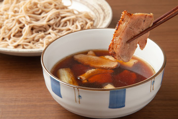 つけ汁の鴨南蛮そば