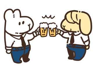 ビールで乾杯するうさぎ社員