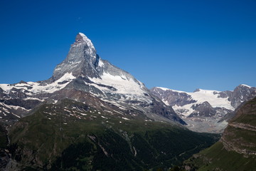 Matterhorn wandern mit Walliser Schwarzhalsziegen - 284271428