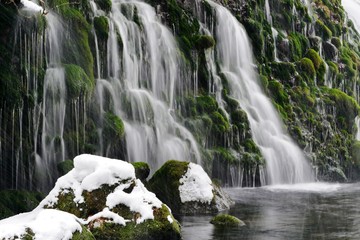 Fototapeta premium 《元滝伏流水》秋田県にかほ市