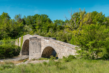 Pont sur la Laye bridge