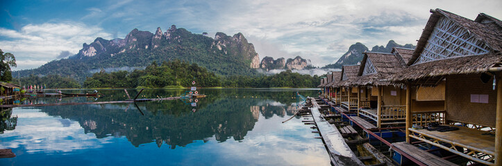 Khao Sok lake views in national park in Thailand © pierrick
