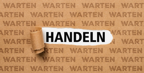 Zerrissenes Papier - Handeln oder Warten