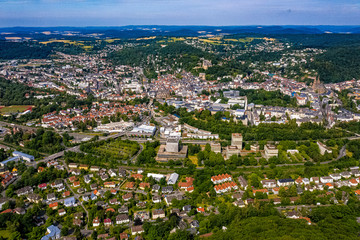 Fototapeta na wymiar Stadt Marburg aus der Luft