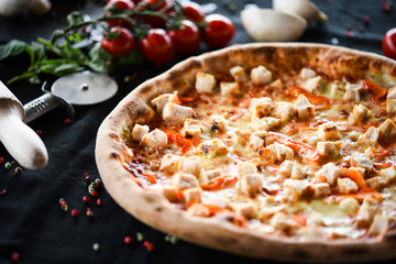 italian fresh pizza with chicken & tasty vegetables
