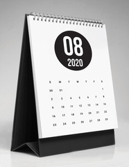 Simple desk calendar 2020 - August