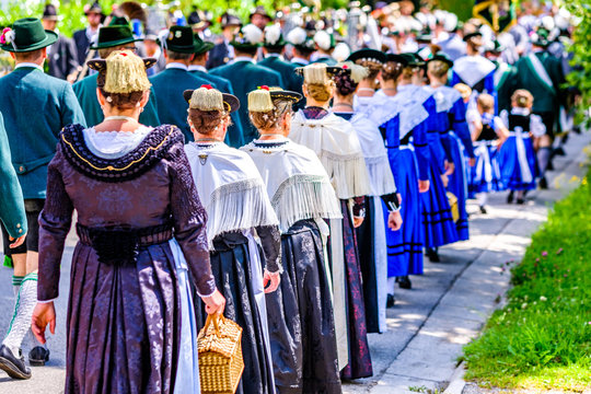 bavarian dirndl