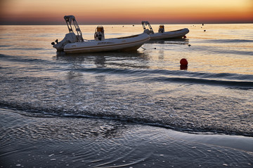 Obraz premium Panorama di mare all'alba
